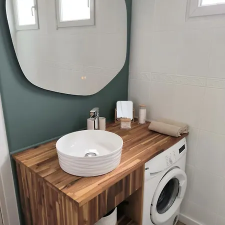 Le Qg Du 86, 4-6 Pers, A 5 Min Du Futuroscope Hébergement de vacances