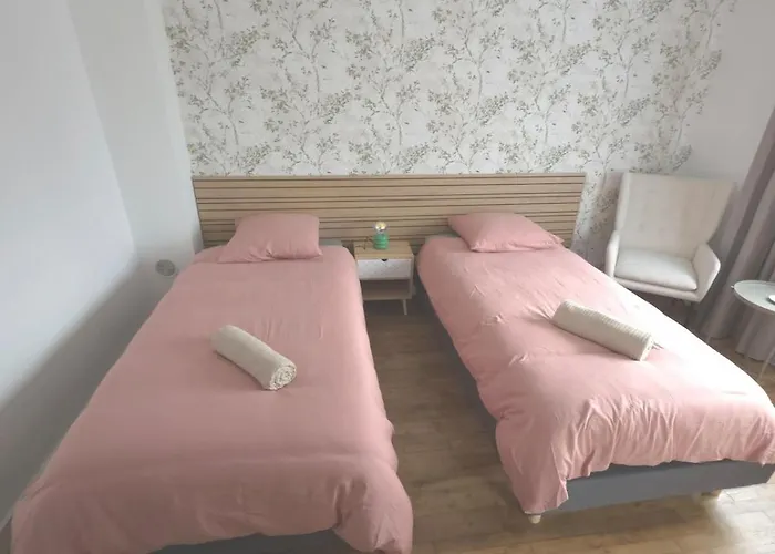 Le Qg Du 86, 4-6 Pers, A 5 Min Du Futuroscope