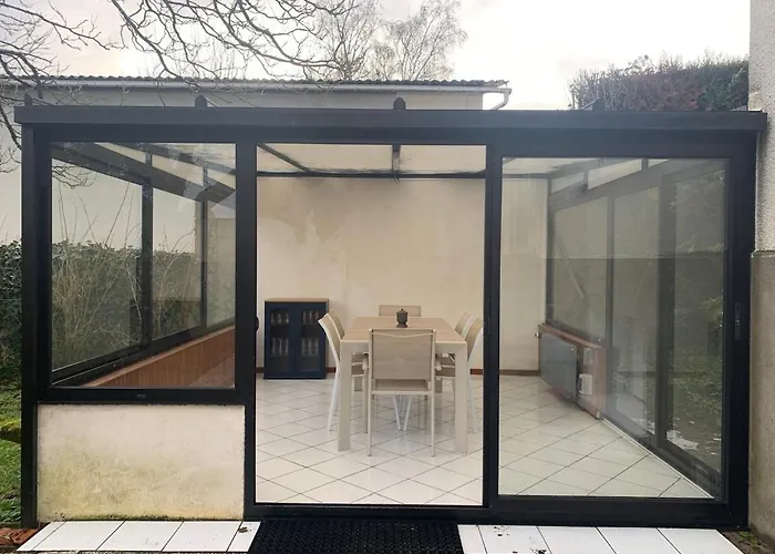 Le Qg Du 86, 4-6 Pers, A 5 Min Du Futuroscope Hébergement de vacances